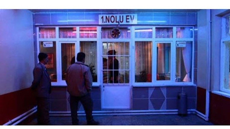 İzmir Büyükşehir Belediye Meclisi’nde Tepecik Genelevi tartışması!