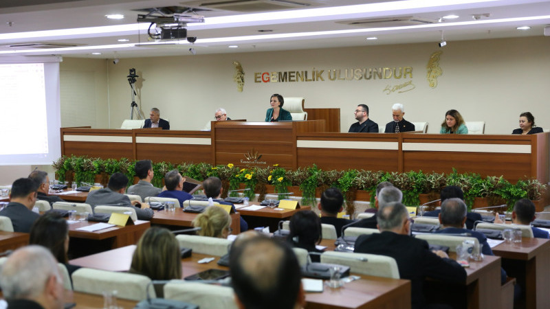 Karabağlar’daki yurt ücretlerine tepki: Öğrenciler 8.700 TL yemek ücreti ödüyor