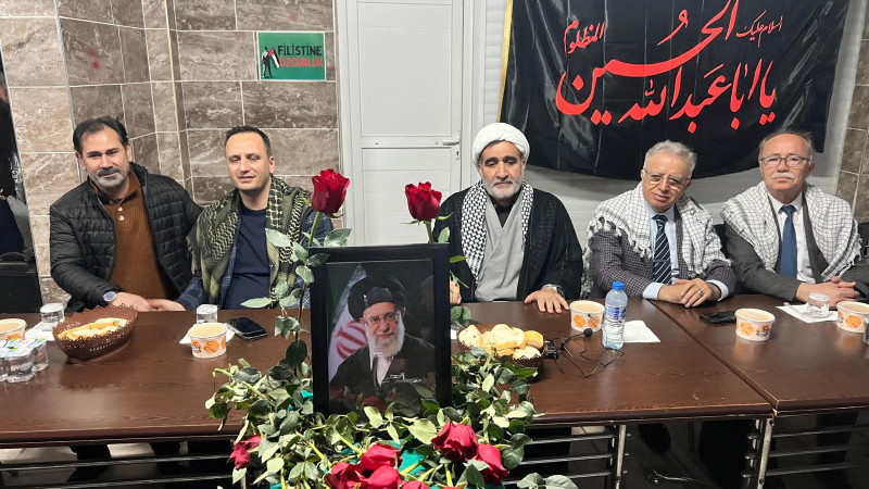 Bornova'da Hamaney için anma programına yoğun ilgi