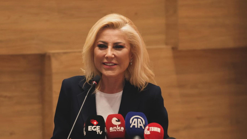 AK Parti İzmir Milletvekili Şebnem Bursalı Aksoy: İzmir’in hakkı böyle savunulmaz