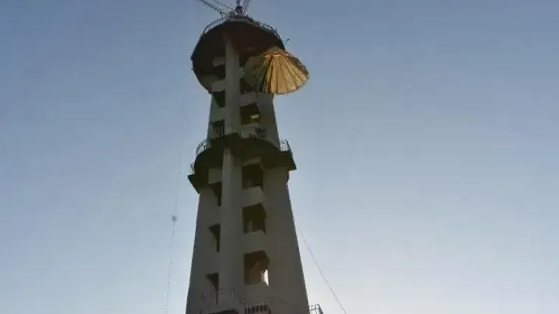 İzmir'in simgesi Paraşüt Kulesi yeniden ayağa kaldırılıyor