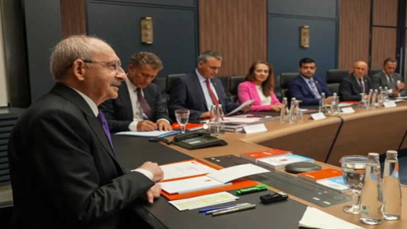 CHP'de gözler MYK kararlarında:  Gündem İzmir 