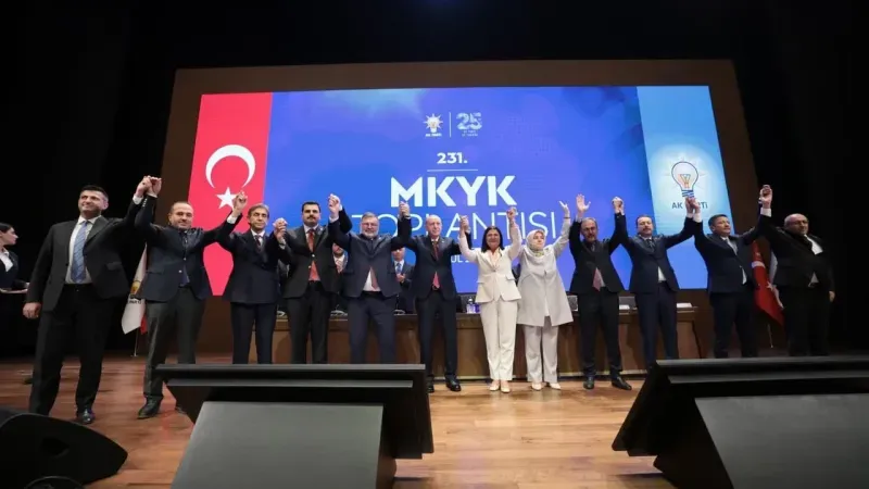 CHP’den AKP’ye geçen Fıçı’ya Foça’da tepki: “Bizim oyları satmış oldu”
