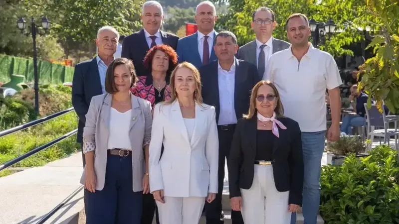 YENİ Partili başkanlardan İzmir buluşması: 10 isim aynı karede